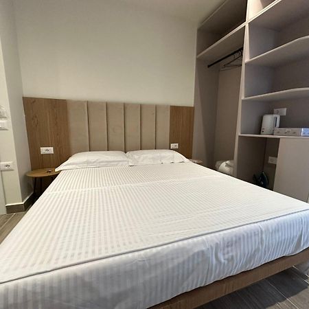 Oni Rooms Saranda Экстерьер фото