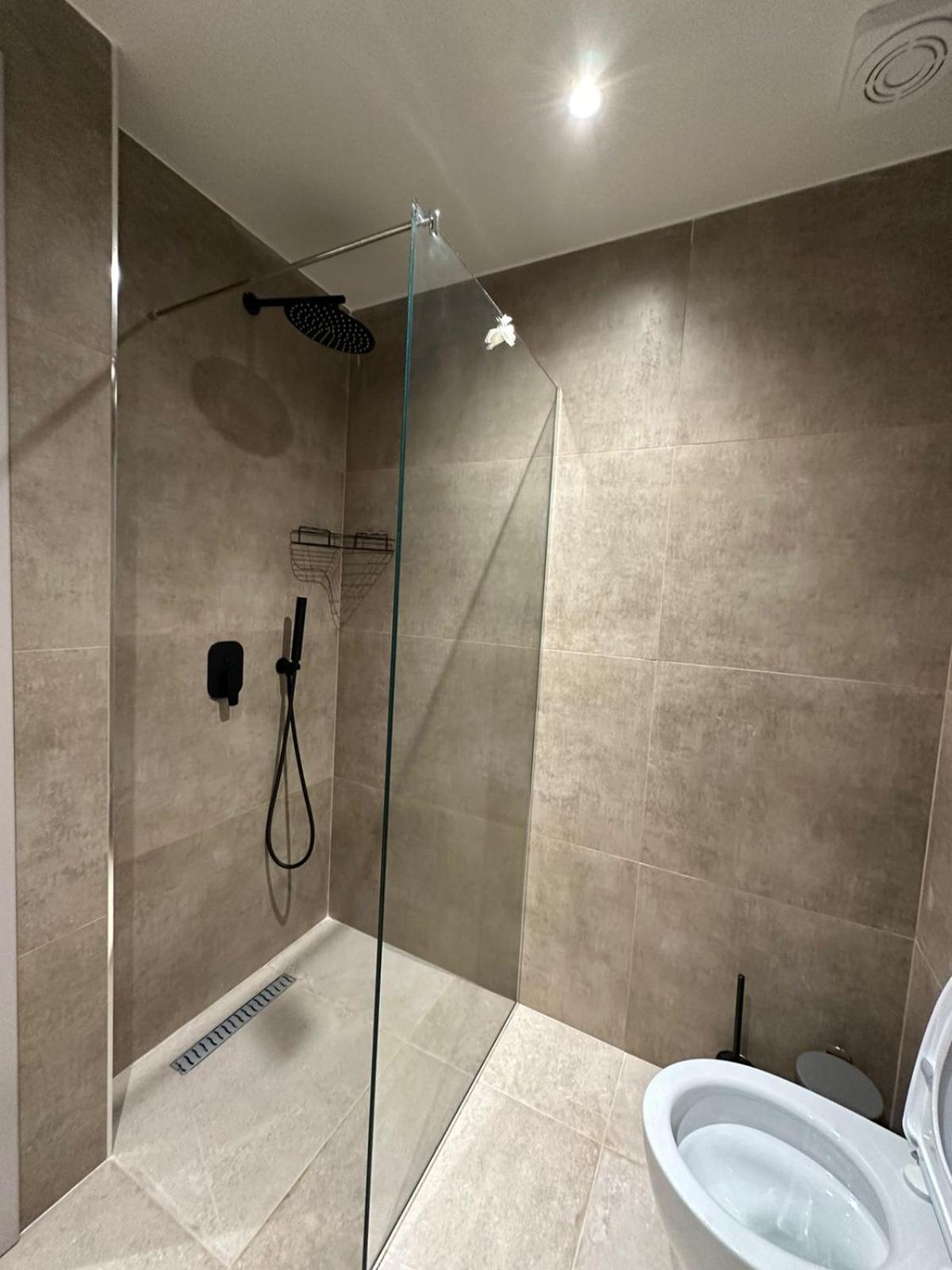 Oni Rooms Saranda Экстерьер фото
