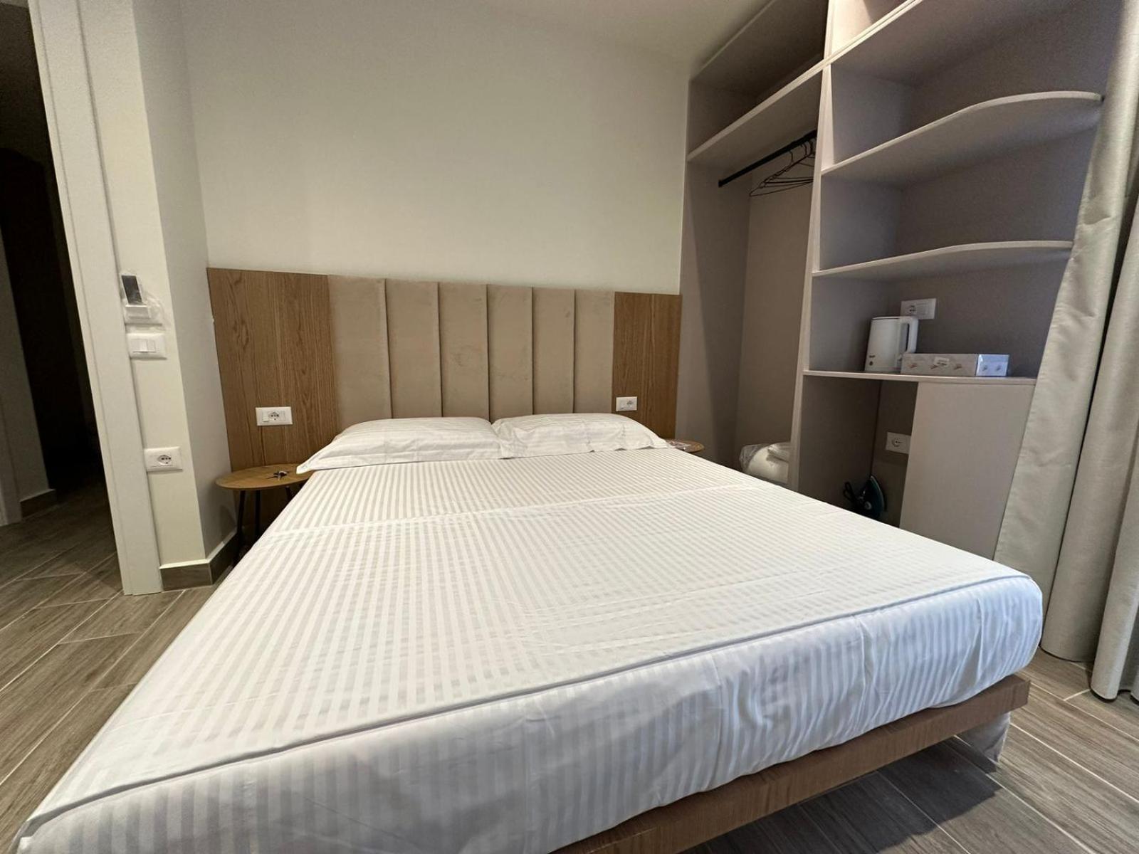 Oni Rooms Saranda Экстерьер фото