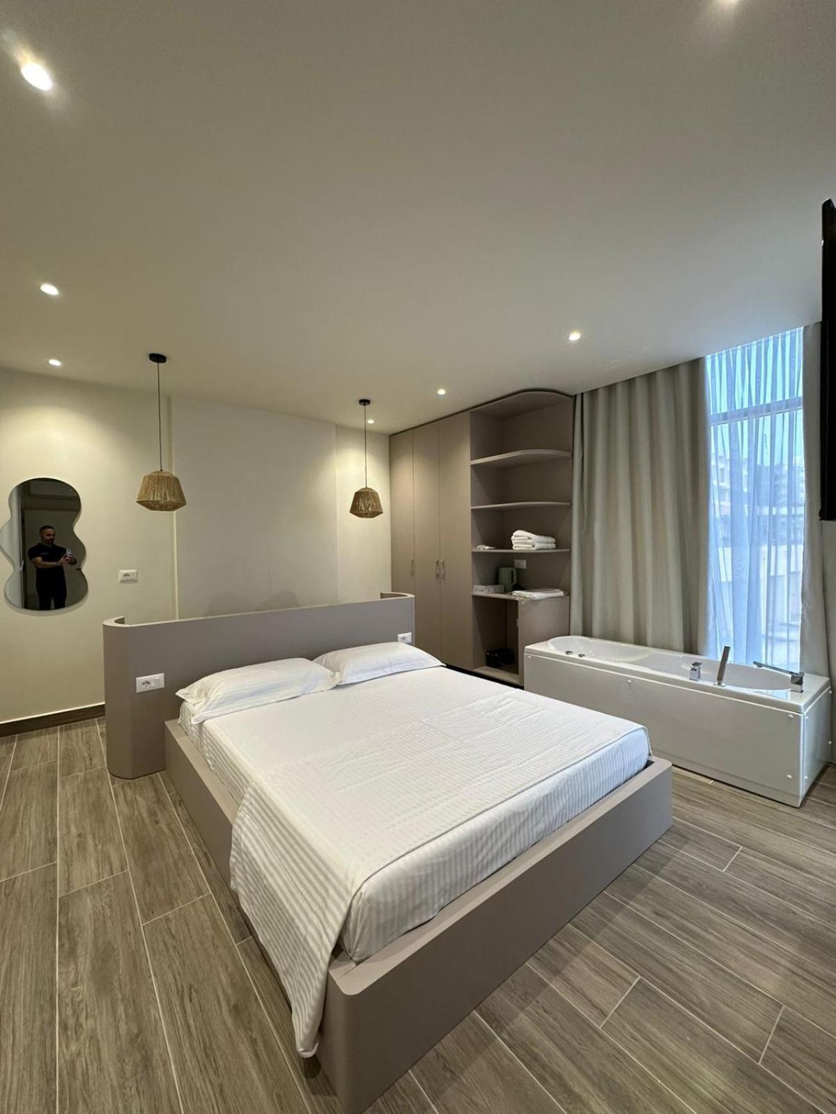 Oni Rooms Saranda Экстерьер фото