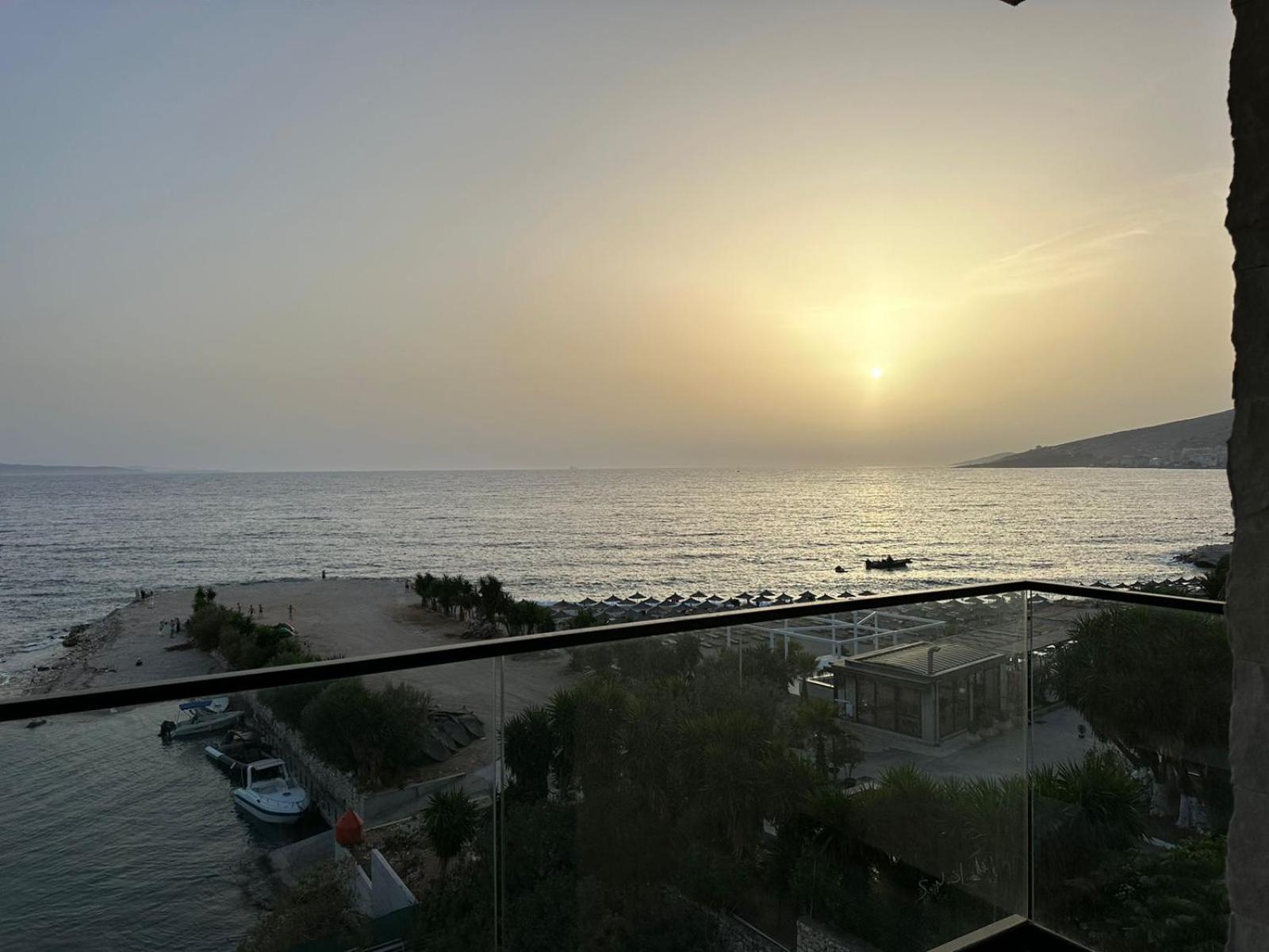 Oni Rooms Saranda Экстерьер фото
