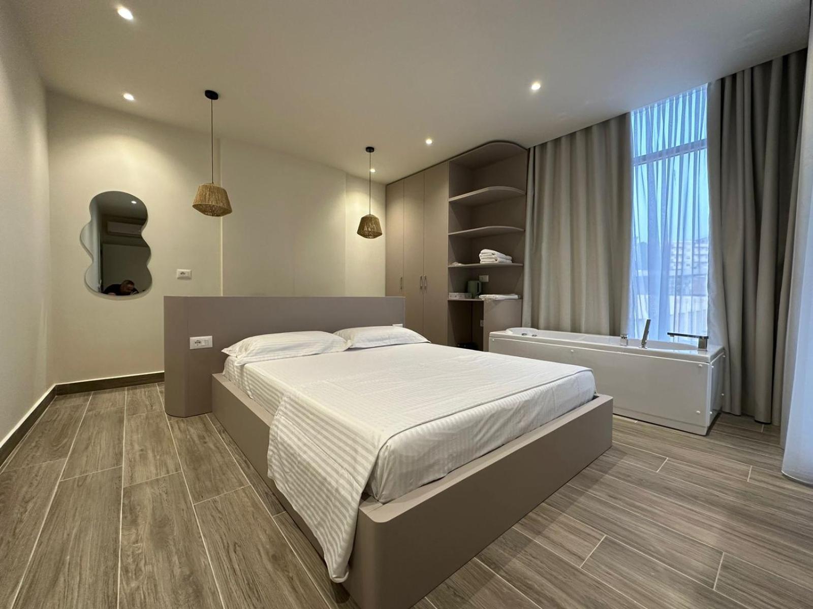 Oni Rooms Saranda Экстерьер фото